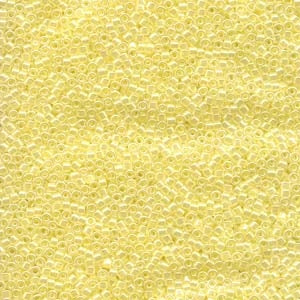 Lined Pale Yellow (D11) - Beading Amazing
